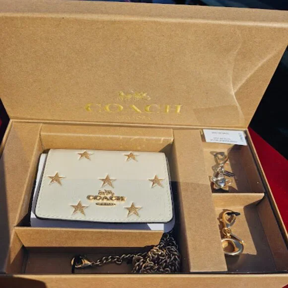 NWT Coach Wallet/Chain/2 Charms - Picture 1 of 10